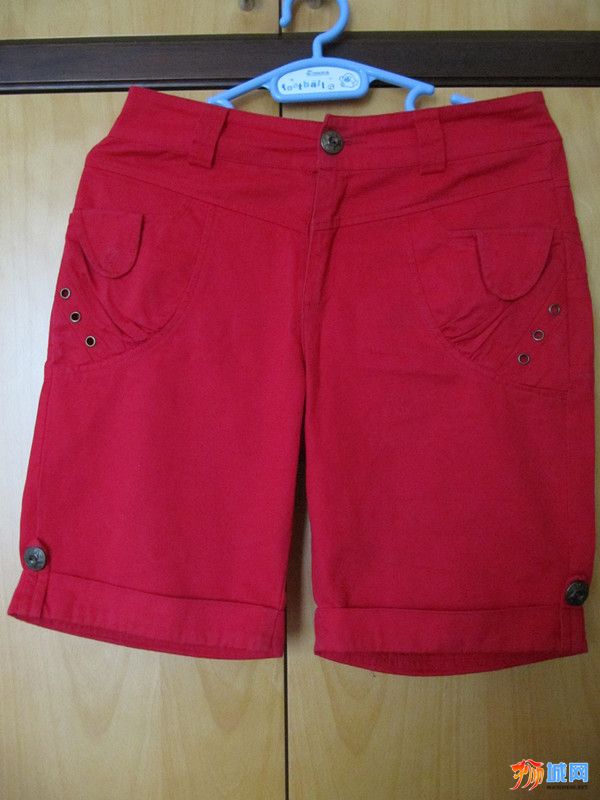 红色中裤.jpg