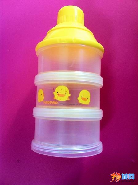 baby-5-Pre-Owned PIYO PIYO Three Layer Milk Powder Dispenser.jpg