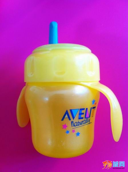 baby-7-Pre-Owned Avent Magic Trainer Cup with Non-Spill Drinking Spouts.jpg