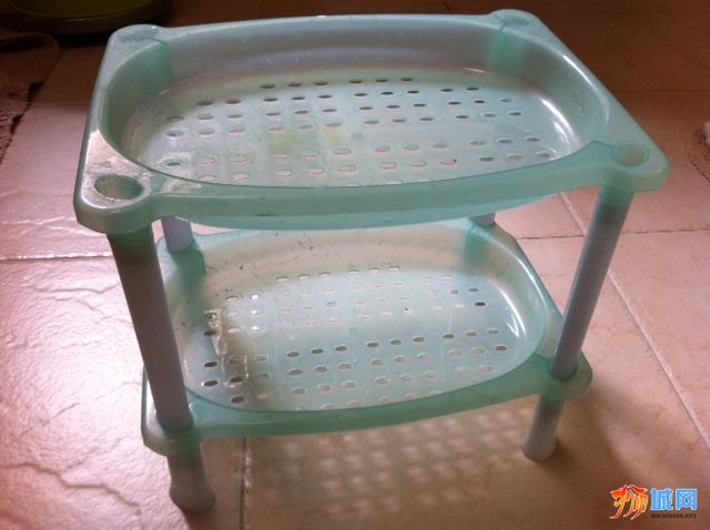 plastic rack.JPG