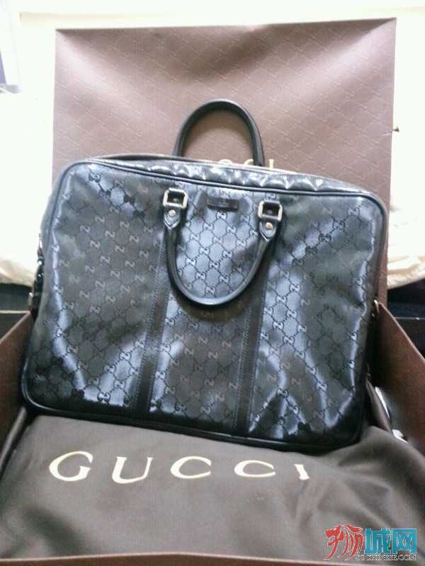 Gucci brief case.JPG