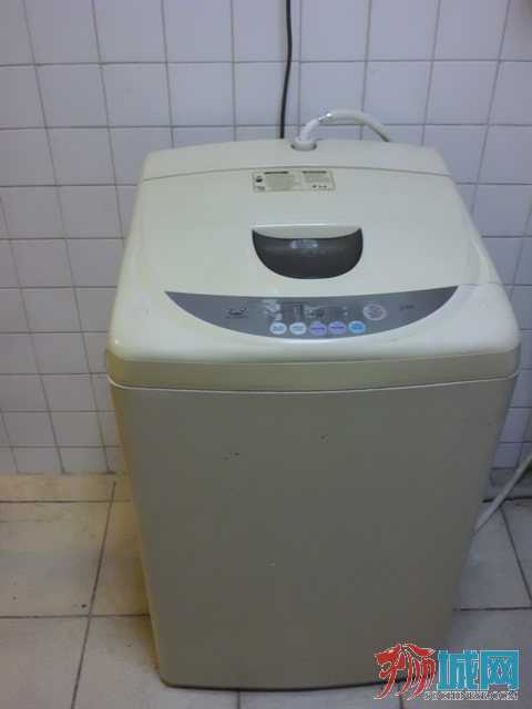 实用的LG洗衣机 $80