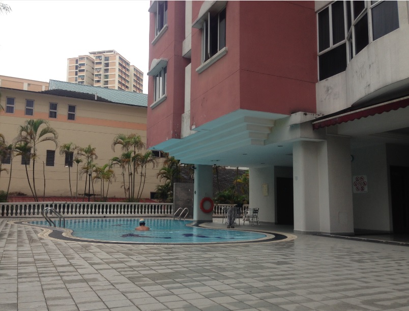 泳池2.jpg