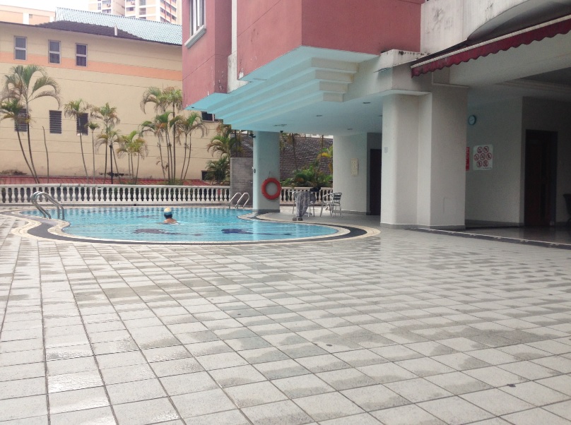 泳池1.jpg