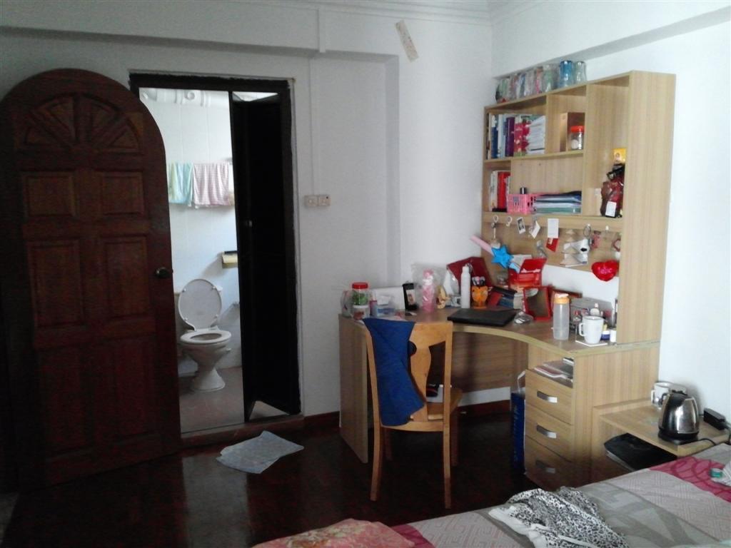 CAM01070 (Large).jpg