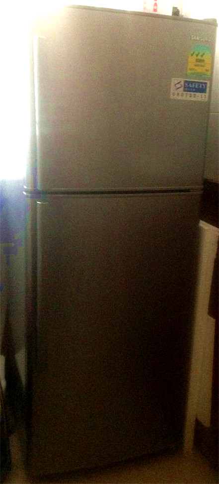 九成新冰箱0