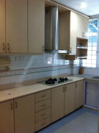 kitchen2.JPG