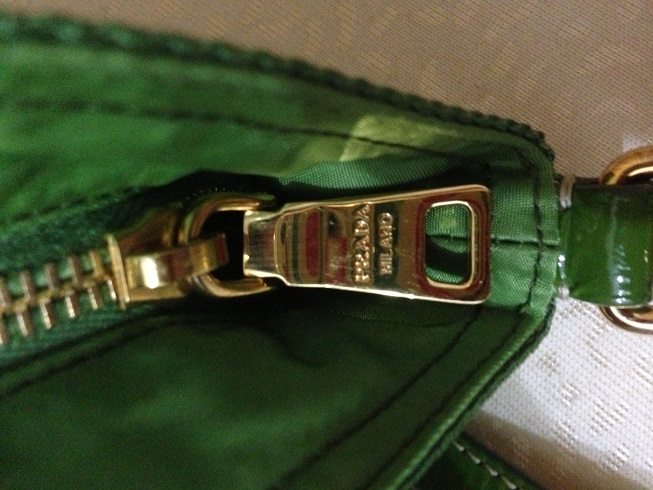 prada green bag 4.JPG