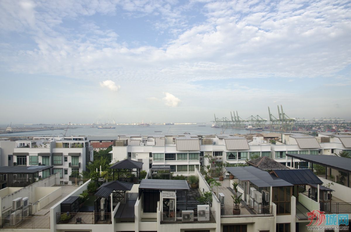 客厅外的海景