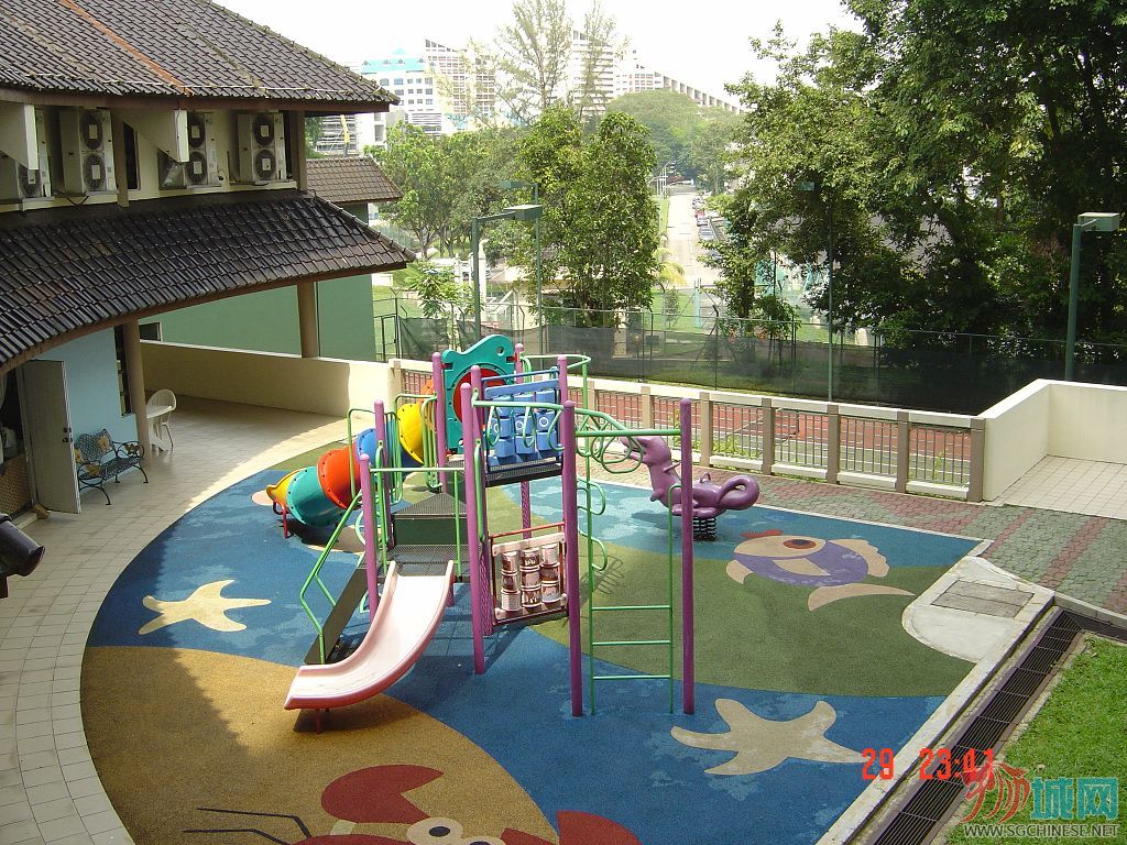 楼下幼稚园.JPG