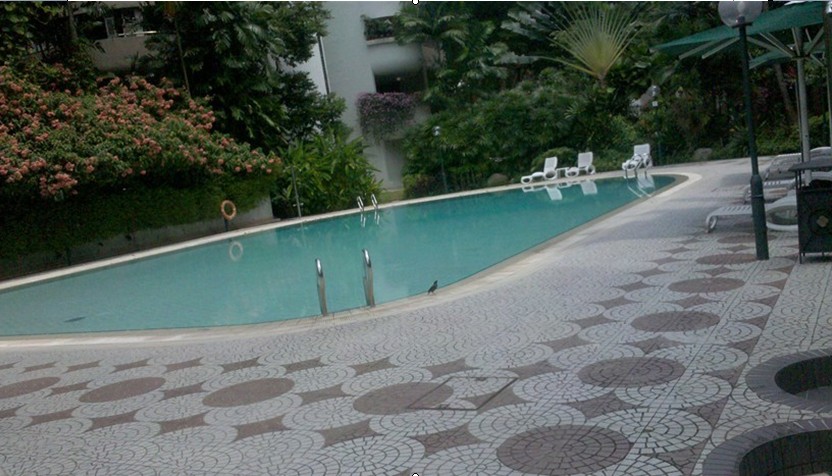 POOL.jpg