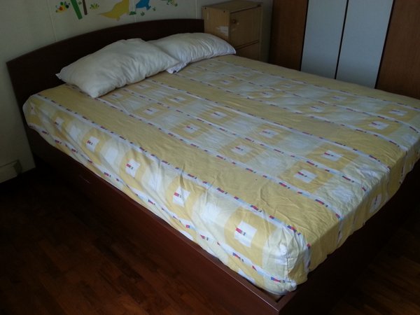 普通房双人床带床垫（Queen Size）	0