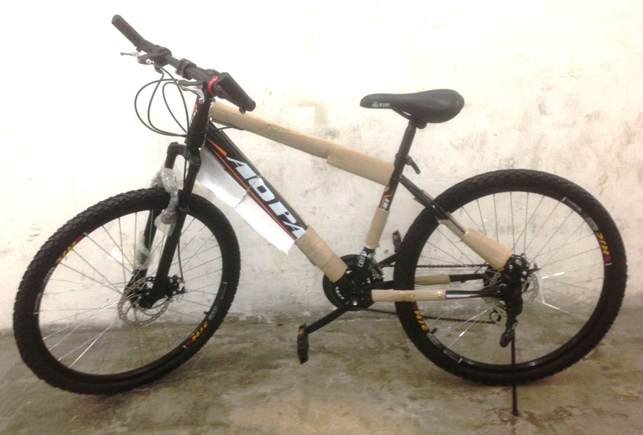 26" MT Bike w/ Front Suspension