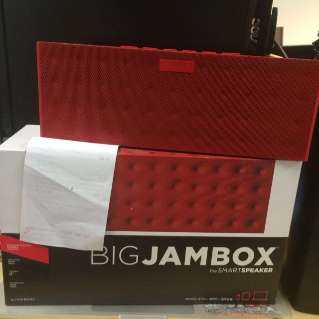 big_jambox_with_original_carrying_case_1400547072_9b6953cd.jpg