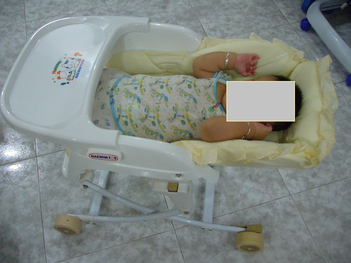 baby chair 111.jpg