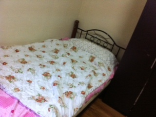 com room2.jpg