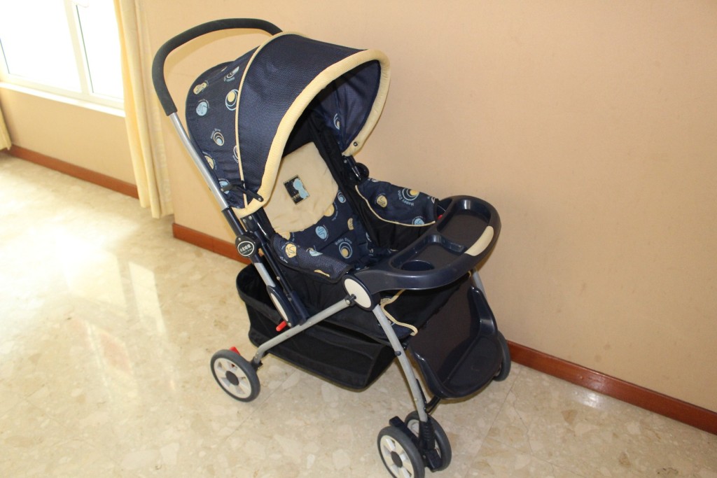 Baby Stroller 1-1.JPG