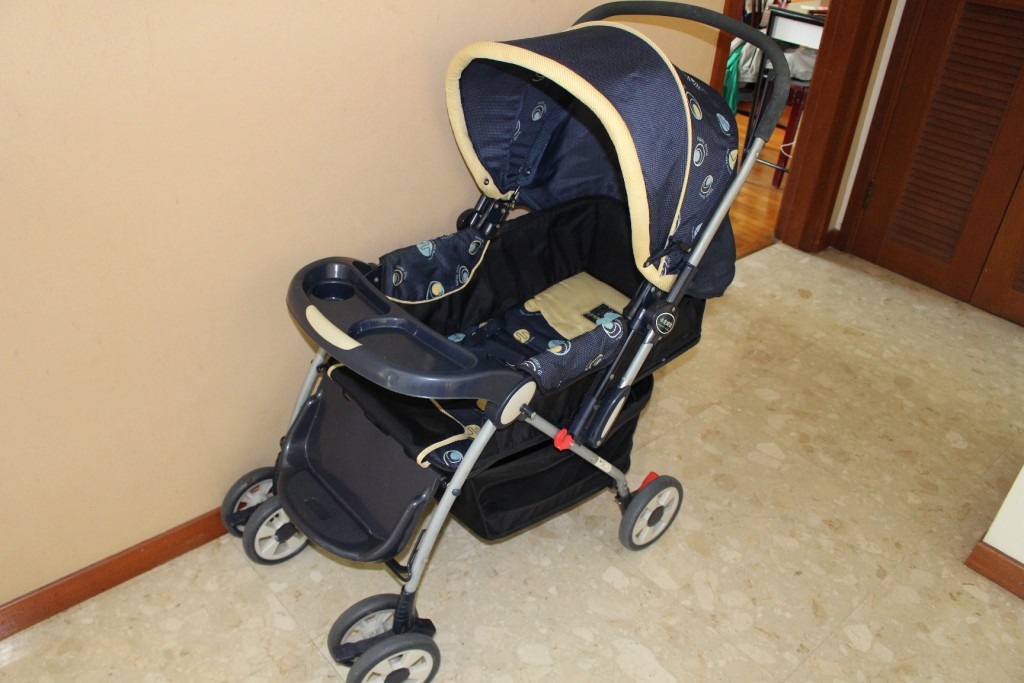 Baby Stroller 1-2.JPG