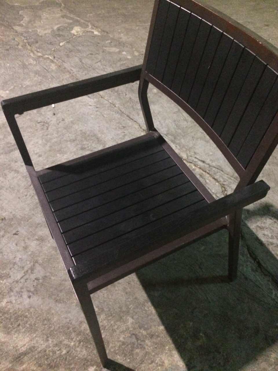 椅子.jpg