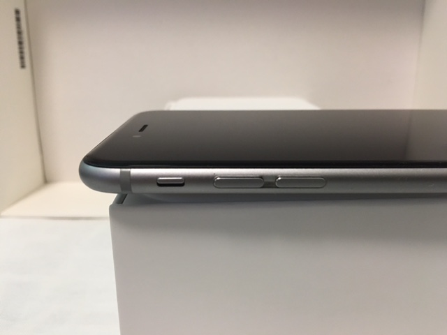 iPhone6p-side-button.JPG