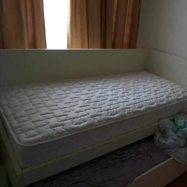 single bed mattress.jpg