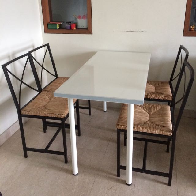 dinning.jpg