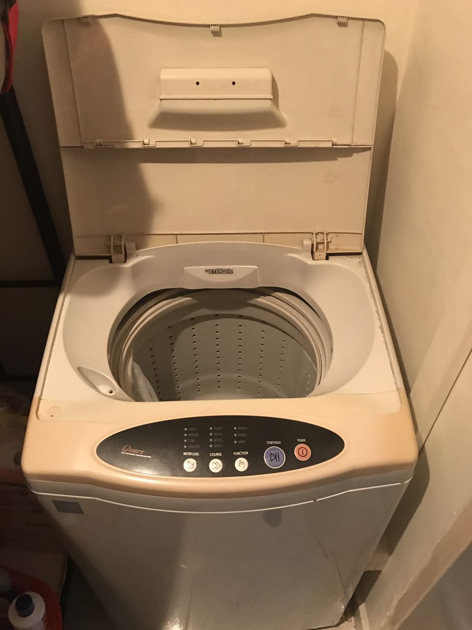 不知名洗衣机B.jpg