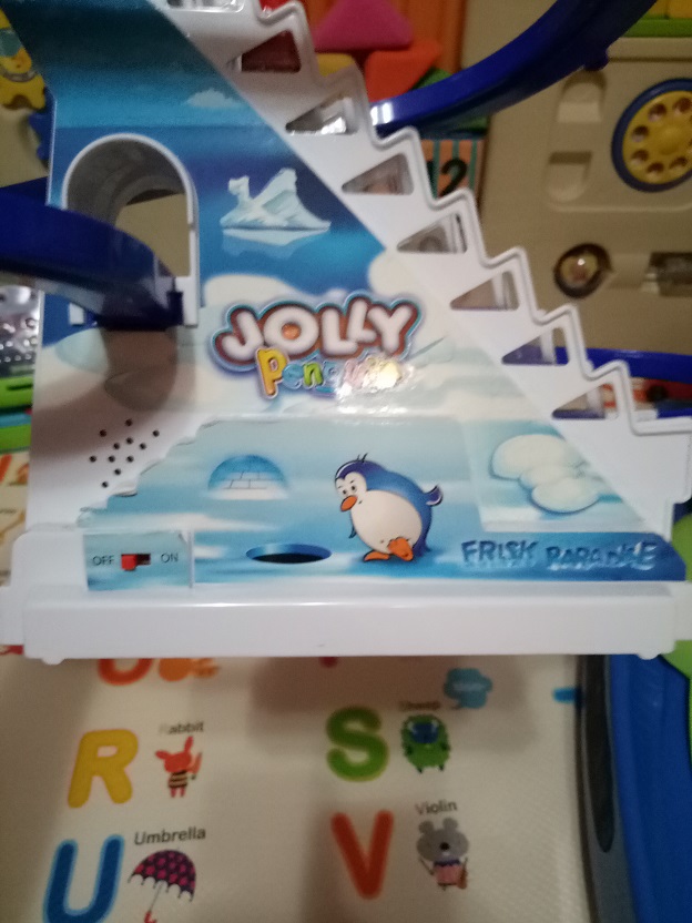 jolly penguin4.jpg