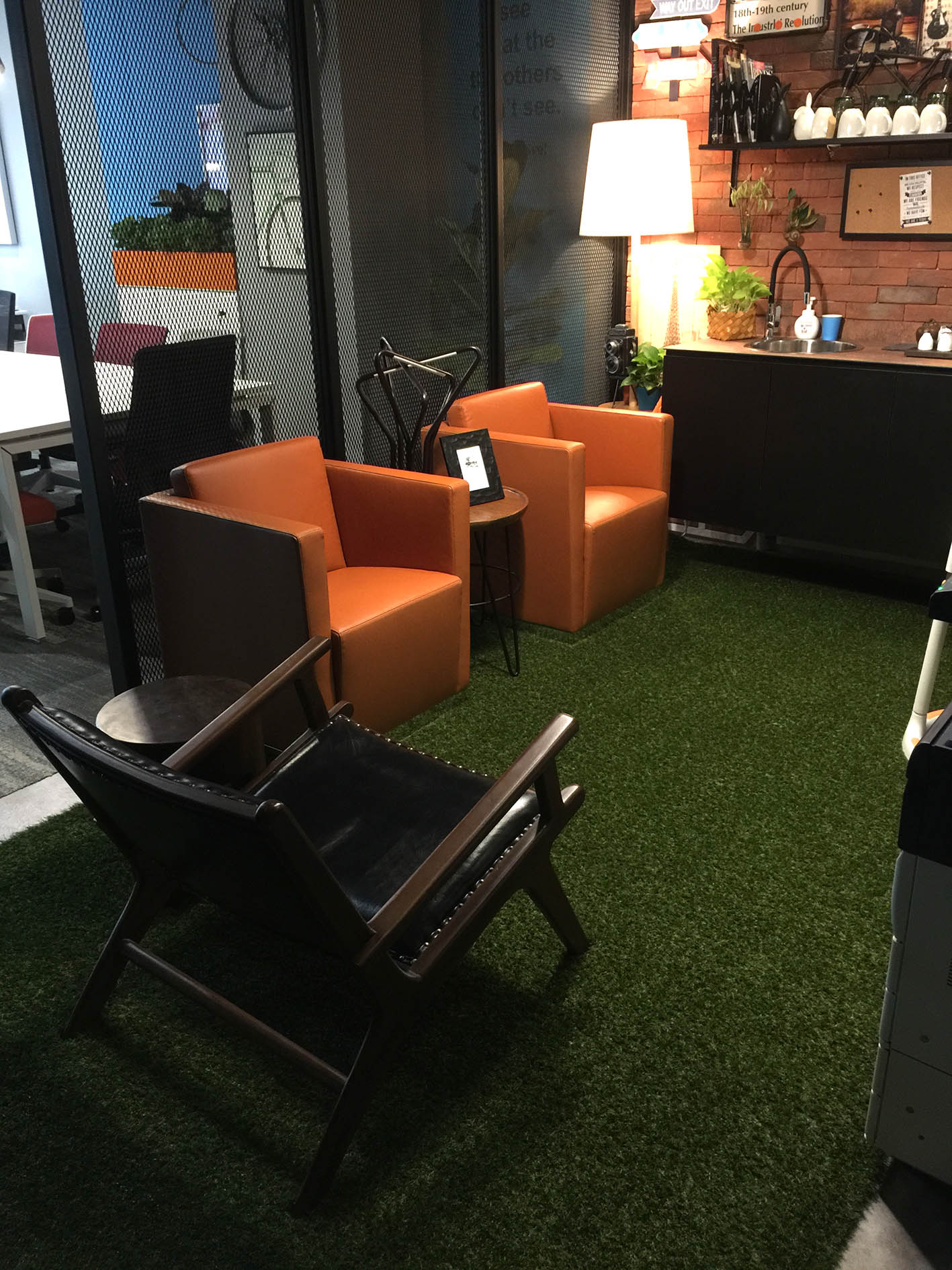 1-dott coworking-breakout area.jpg