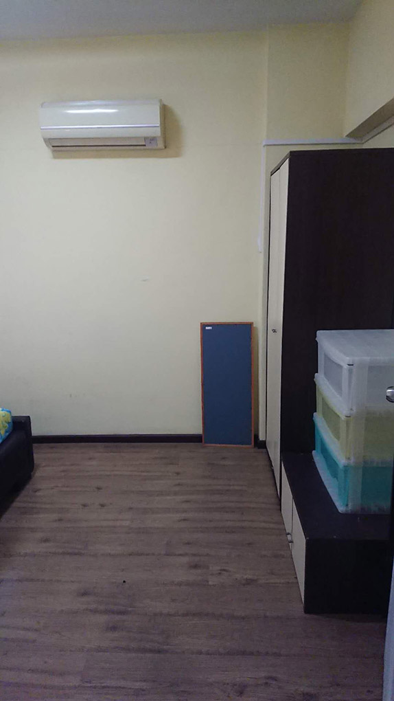 room1.1.jpg