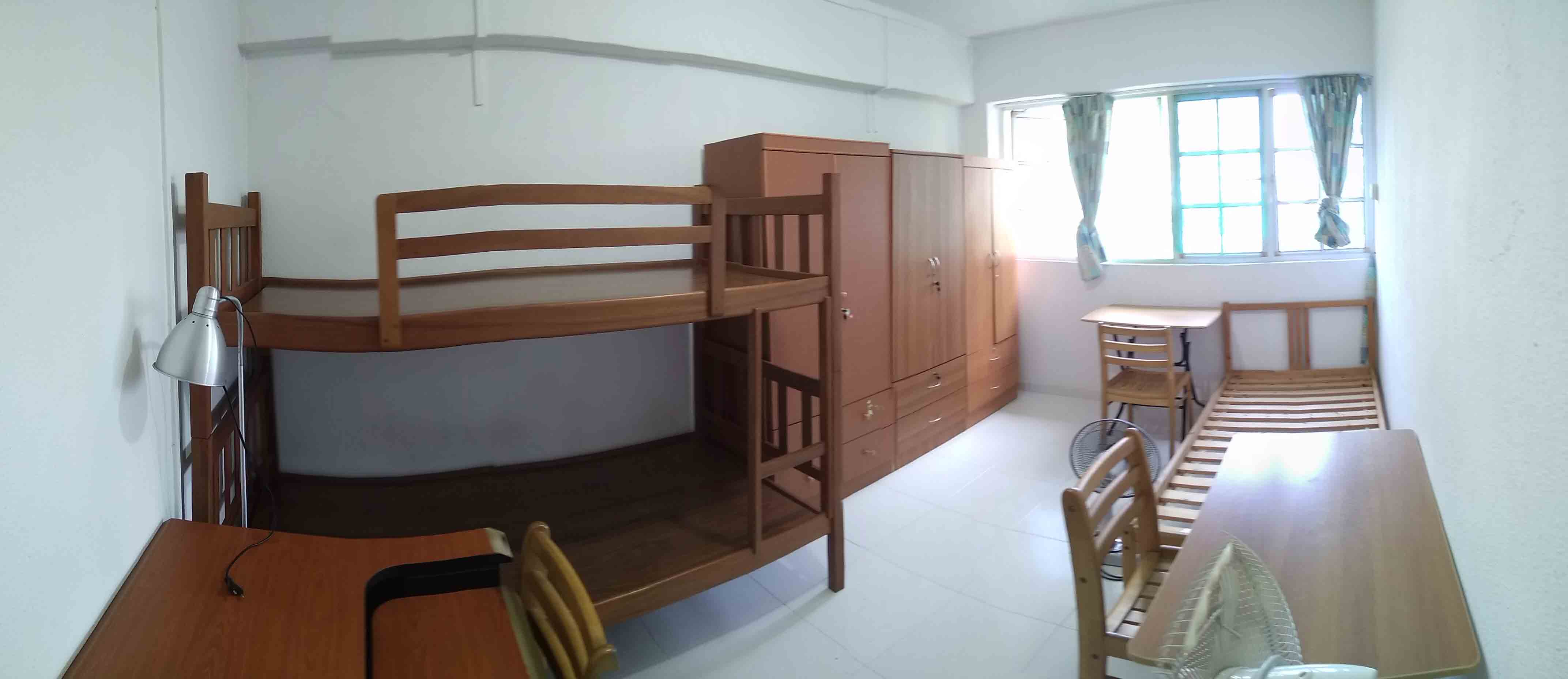 Room2.0.jpg
