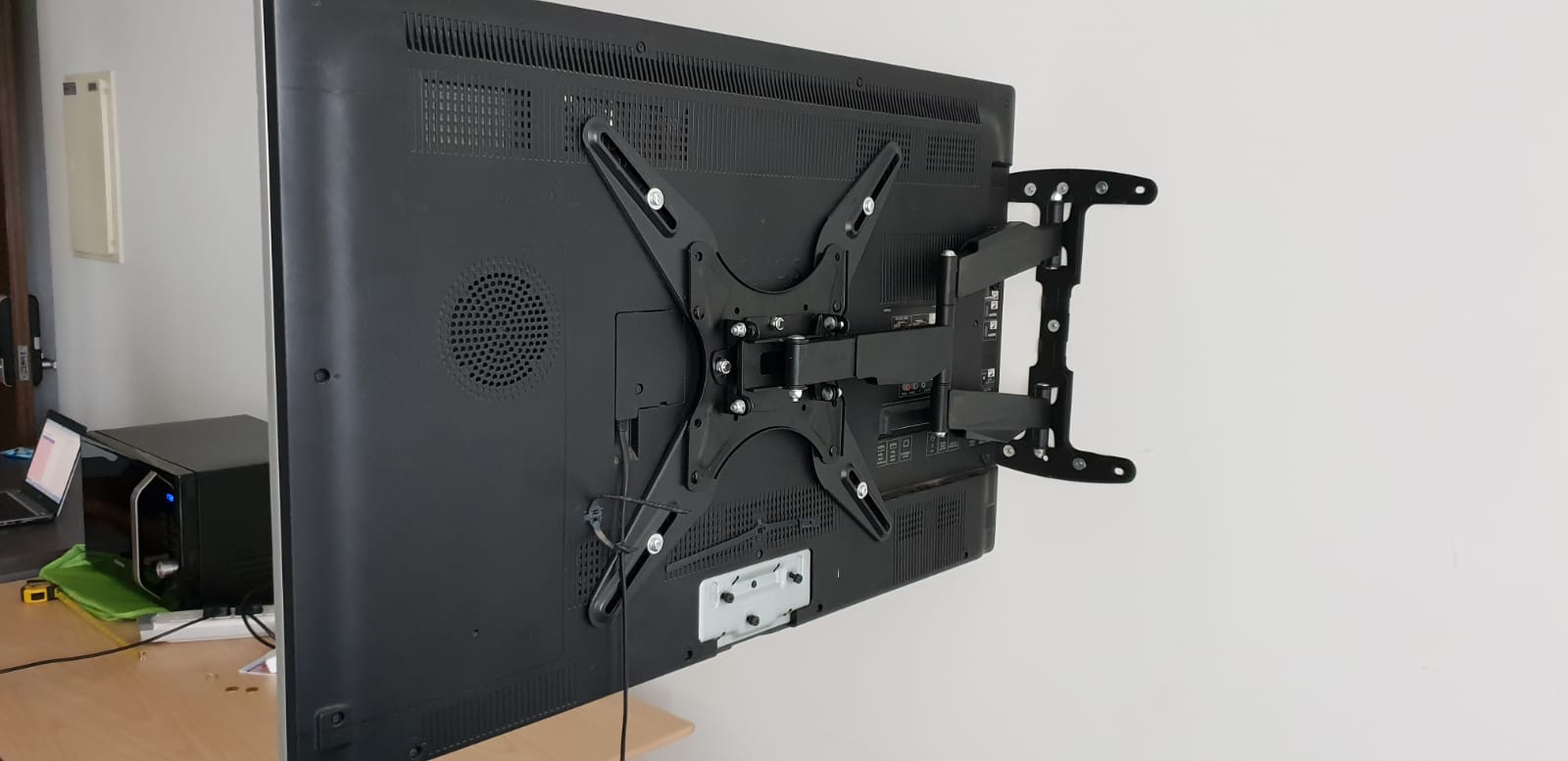 W8 AL400 TV full motion bracket nice 90 degree 0902.jpg