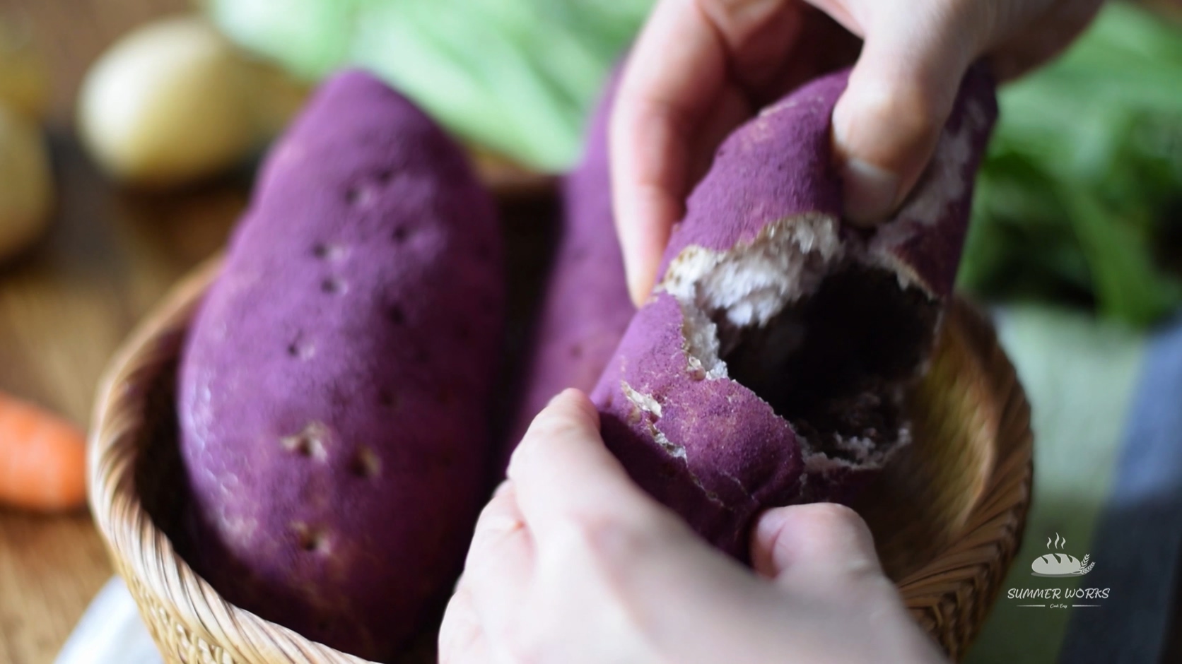 紫薯面包 _汤种、超柔软、仿真 Purple Sweet Potato Buns looks li.mp4_20201229_1933.jpg