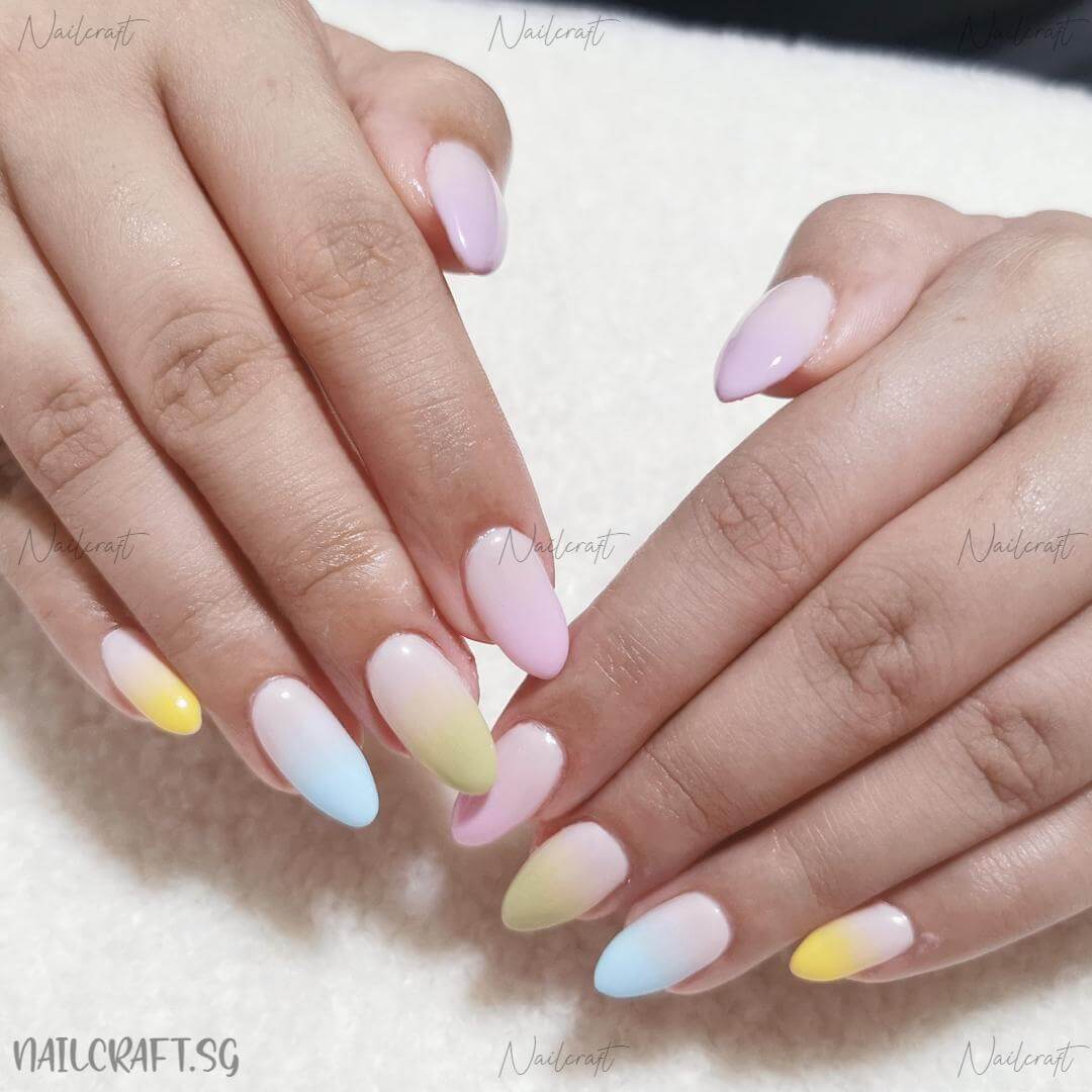 ombre-rainbow-manicure.jpg