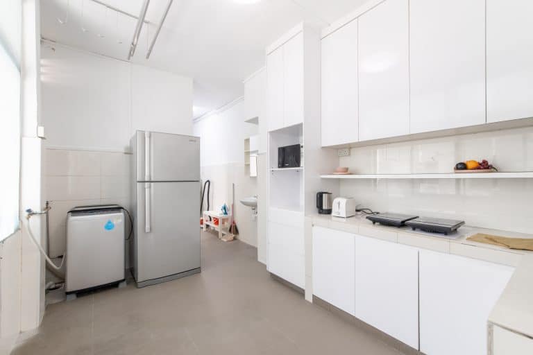 Cove-84-4-Jalan-Ayer-Kallang-MRT-Kitchen-3-768x512.jpg