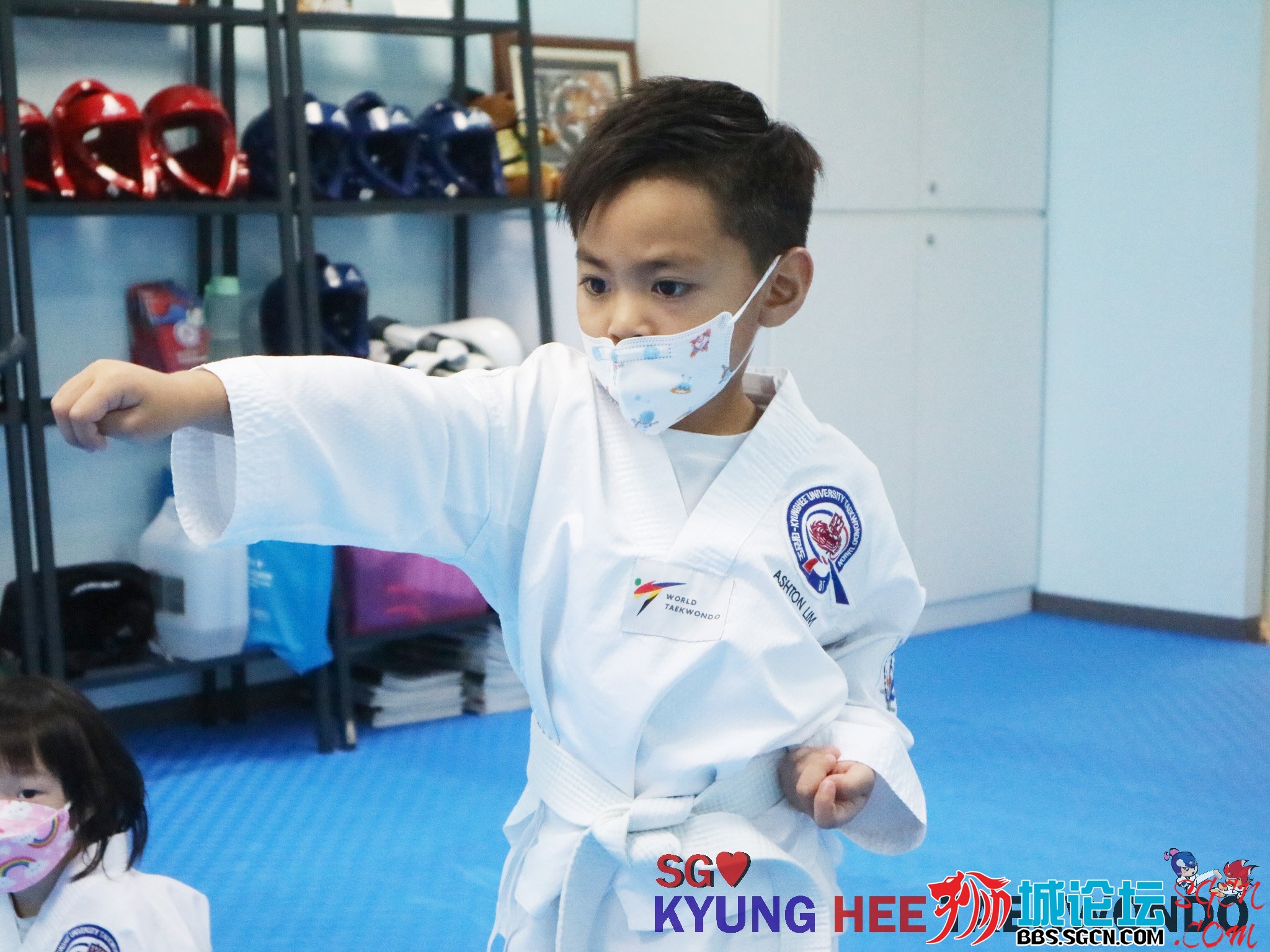 Kyunghee Taekwondo 2n.jpg