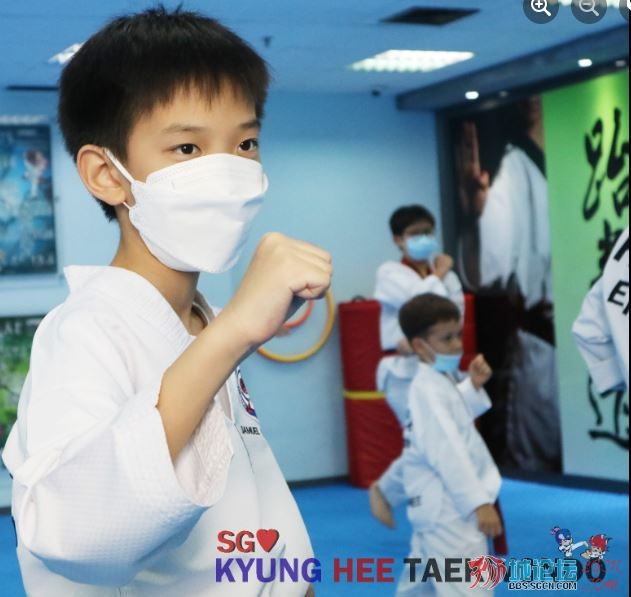 Kyunghee Taekwondo 2l.JPG