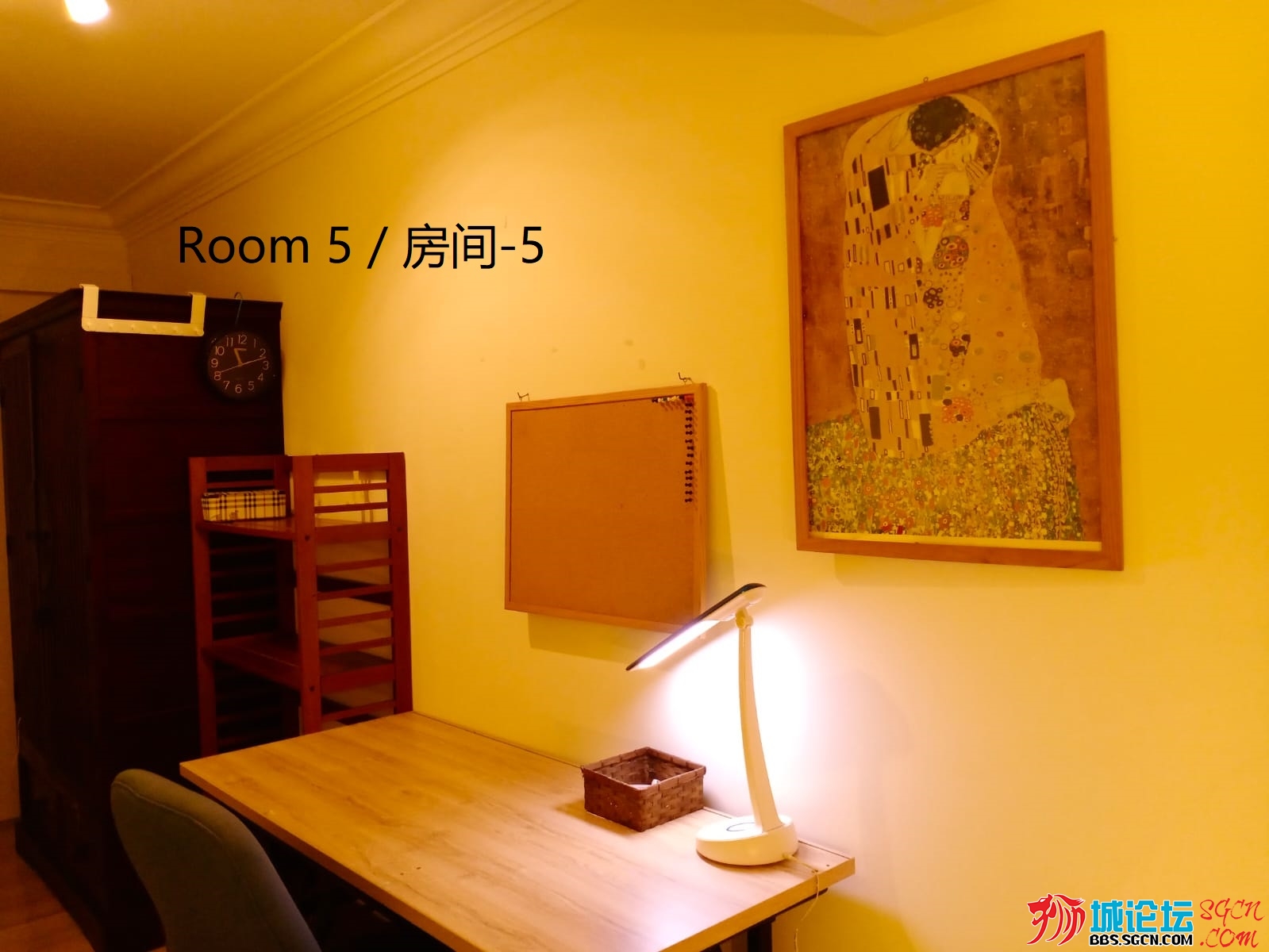 Room 5_4.jpg