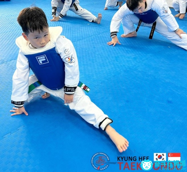 L-9-12Sep-Stretching2-BT.jpg