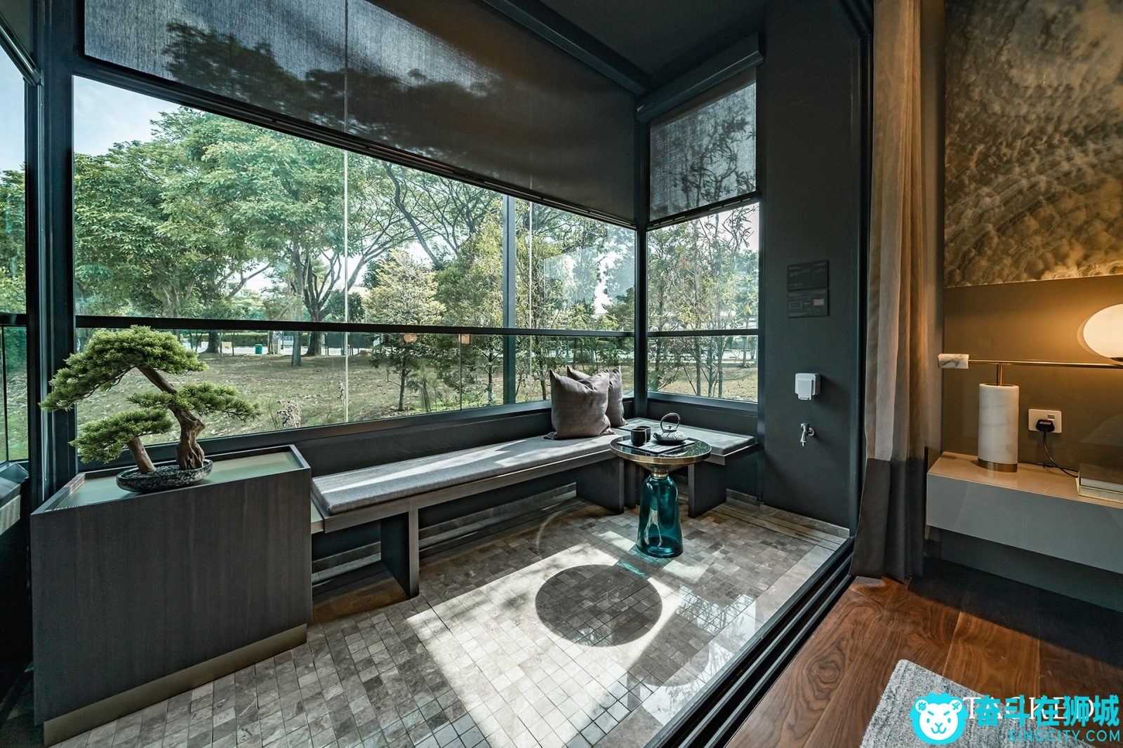 midtown-modern-4-bedroom-master-bedroom-balcony-1600x1066.jpg