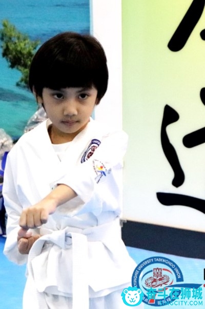 TKD students have 2learn 2develop focus in various dimensions 跆拳道学员要学会多维度培养注意力