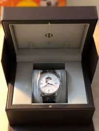 全新名士男款自动机械表 Baume and Mercier