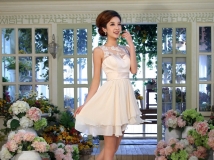 新加坡批发婚纱礼服最低店，全部新款，体验价80-100/一套