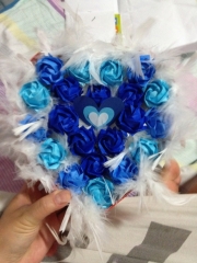 纯手工蓝色折纸玫瑰，送女朋友永久的礼物哦~~~