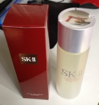 低价转让一瓶全新150ml SKII女士神仙水（神奇水)保正品(已售)